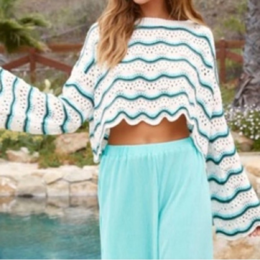 Vici - MAIA CROCHET STRIPE BELL SLEEVE LONG SLEEVE TOP - small
